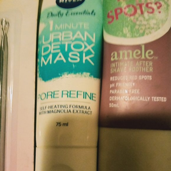 Bulk beauty-skin/suncare/ mask/👌 creams/🧼etc. All🆕MUST GO asap !;) - Picture 8 of 11